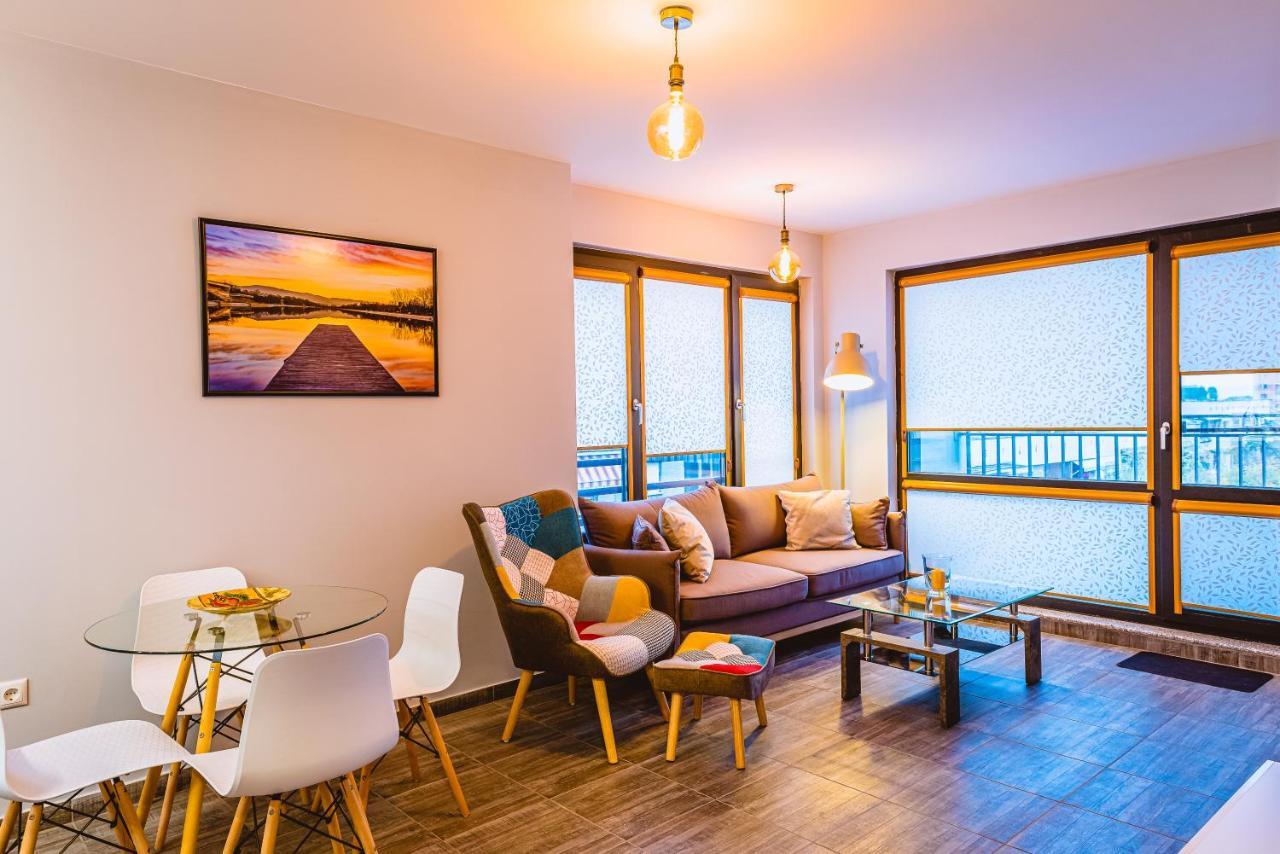 Boutique 1-bedroom Flat In The Heart Of The